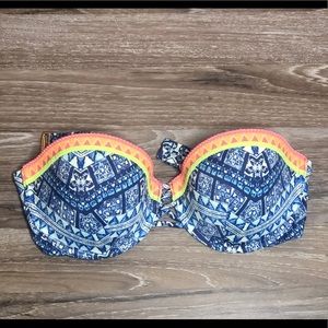 Strapless VS bikini top